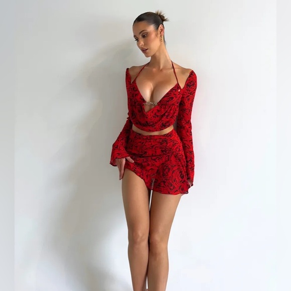 Outcast Rosa 🌹 Two-Piece Set - Picture 1 of 6